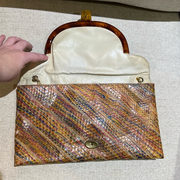 Bags by Varon Clutch/Wristlet - Picture 4 of 11